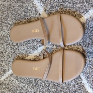 Tkees sandals